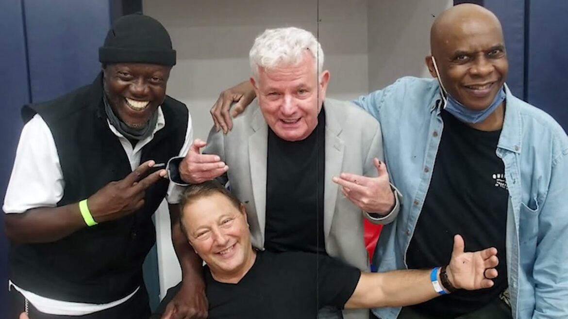 10 American LEGENDS Who Died TODAY!