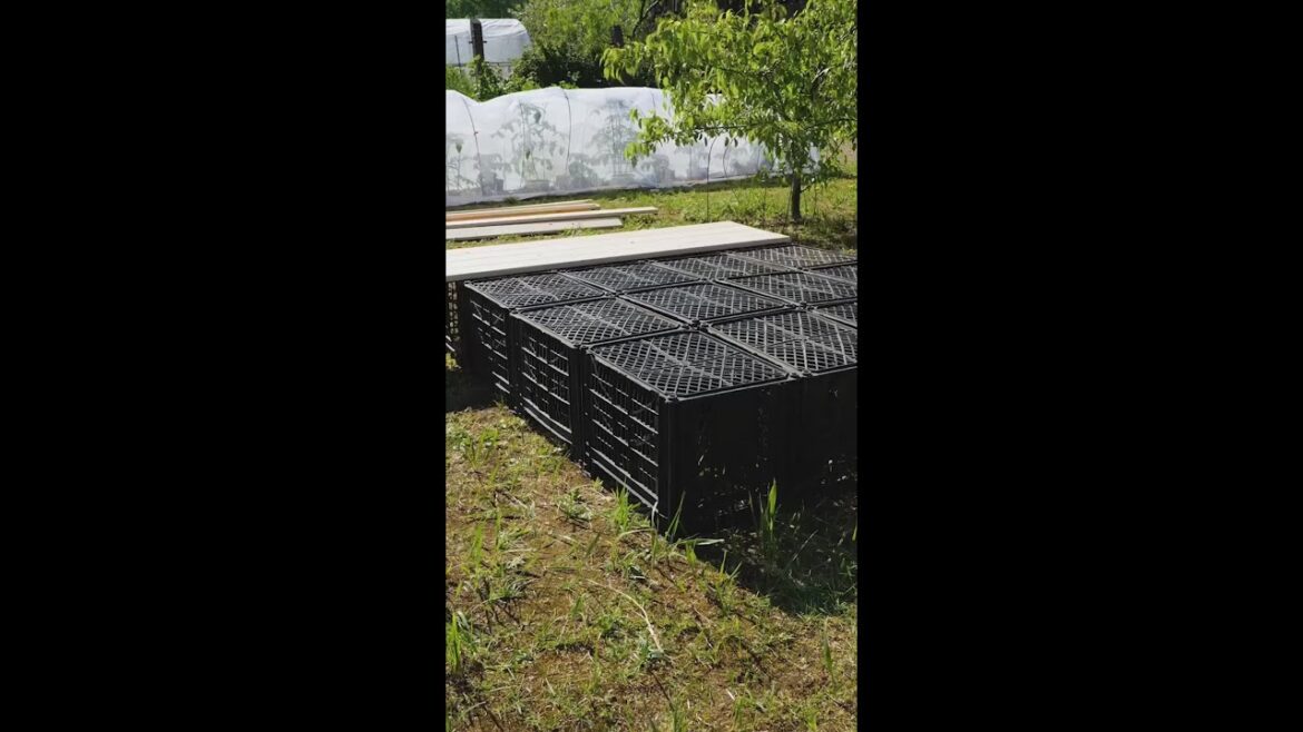 Garden Storage from Plastic Crates 🌿