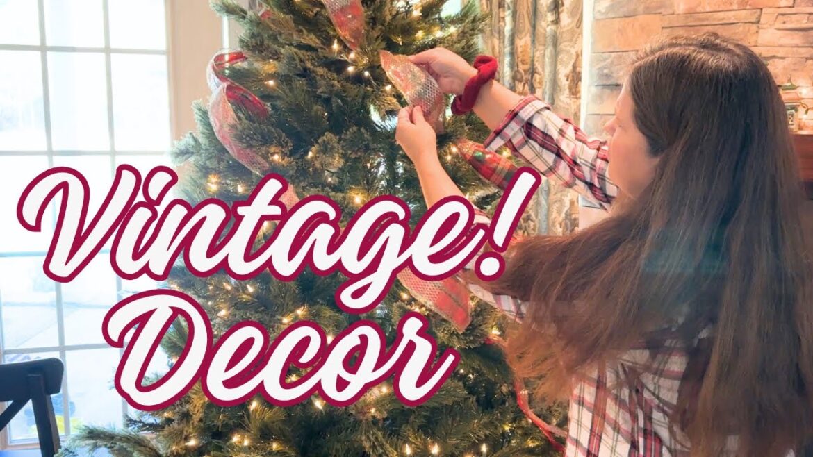 Decorating a Woodland Tree, Adding Ribbon & Vintage Christmas Decor 🌲 VLOG