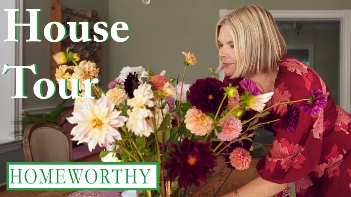 HOUSE TOUR | Inside an Artist’s Colorful Home in Pennsylvania HOUSE TOUR | Inside an Artist's Colorful Home in Pennsylvania