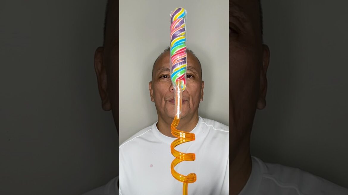 👂 ASMR CRAZY POP STRAW SWIRL CANDY ORANGE FLAVOR AND EATING SOUNDS 👂#shorts