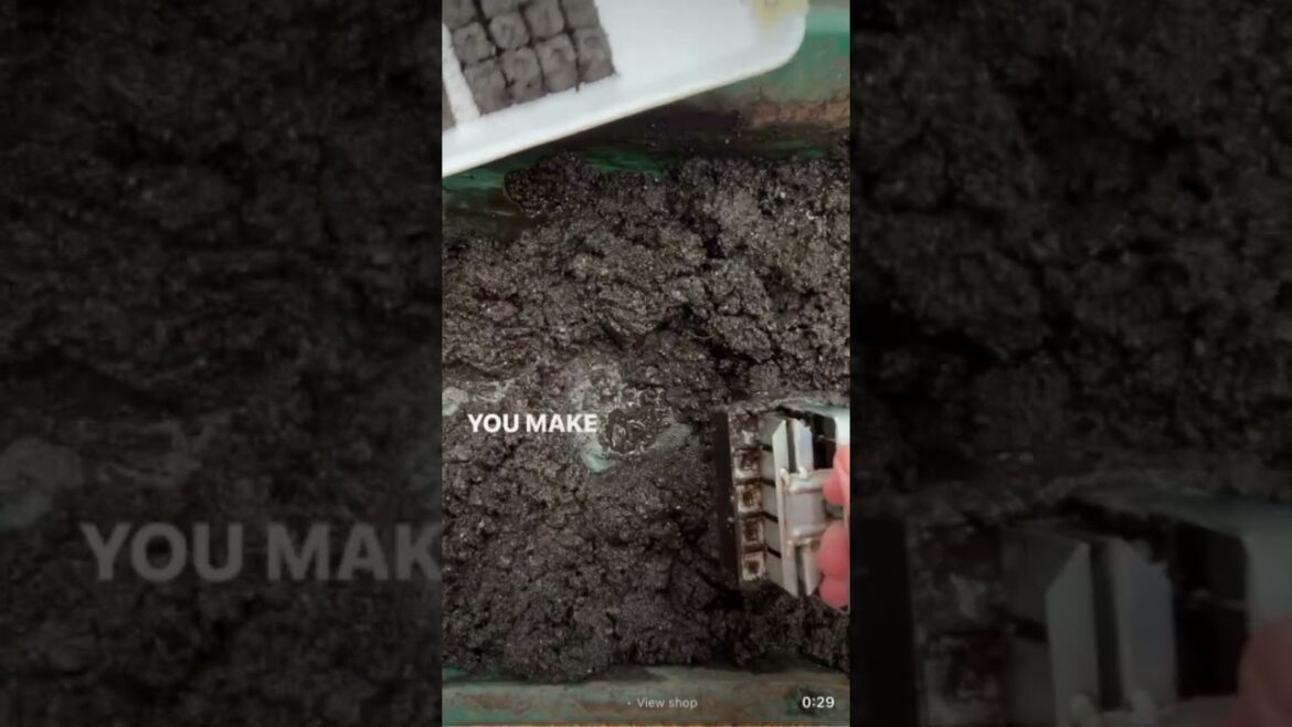 Seed starting season starts in 4 weeks!!!! Today on the show, I’m soil blocking!! Comment APP and Seed starting season starts in 4 weeks!!!! Today on the show, I’m soil blocking!! Comment APP and