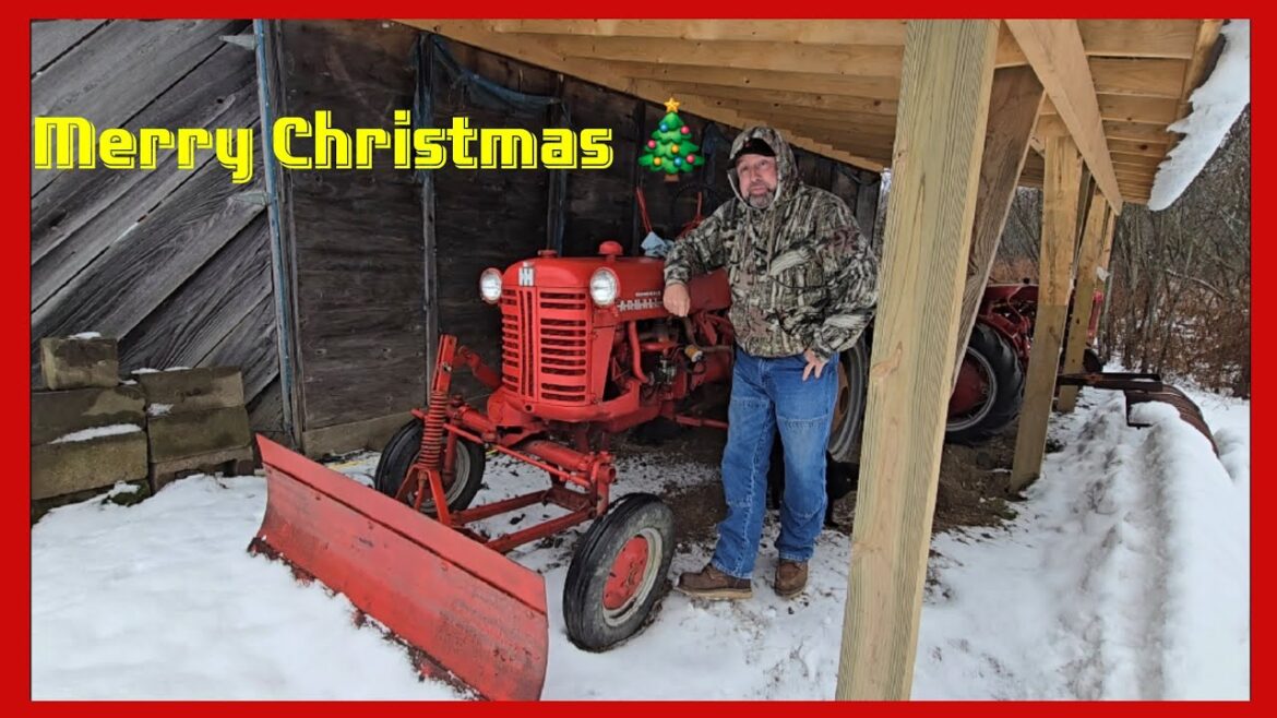 Merry Christmas! Plans for 2025, Year-In-Review, and is My Farmall 826 a Gold Demonstrator?