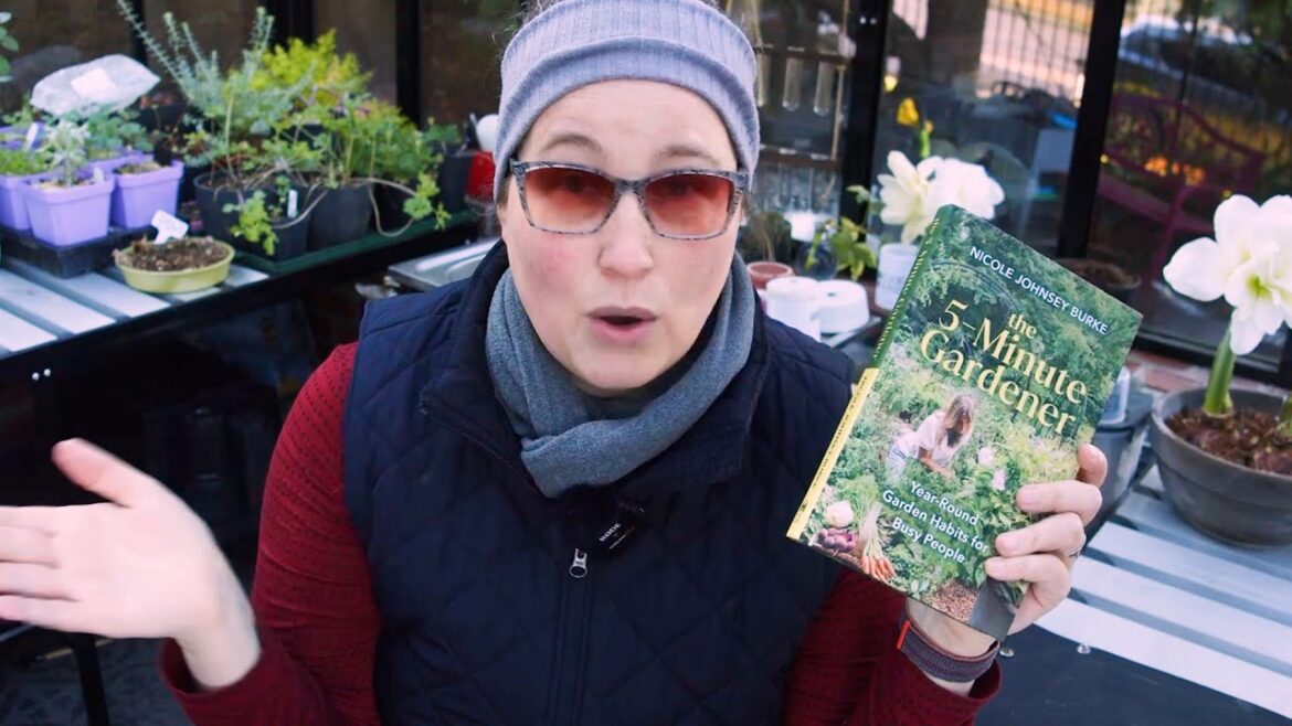 Should You Buy The 5-Minute Gardener Book? 🌱 Gardenary 🥕 Book Review Should You Buy The 5-Minute Gardener Book? 🌱 Gardenary 🥕 Book Review