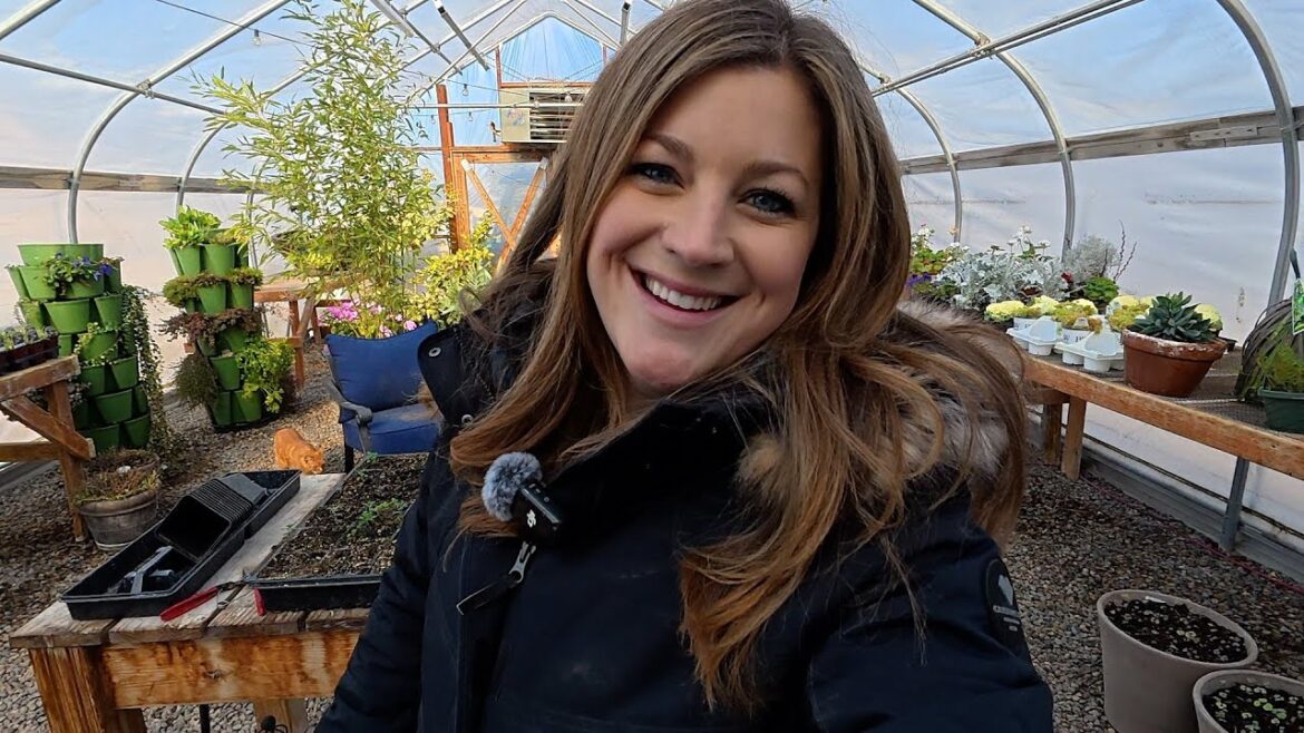 Garden Answer: Sharing My Garden Fail, Planting Onion & Radish Seeds & Repotting a String of Watermelons! 😃🌱🍉 Sharing My Garden Fail, Planting Onion & Radish Seeds & Repotting a String of Watermelons! 😃🌱🍉