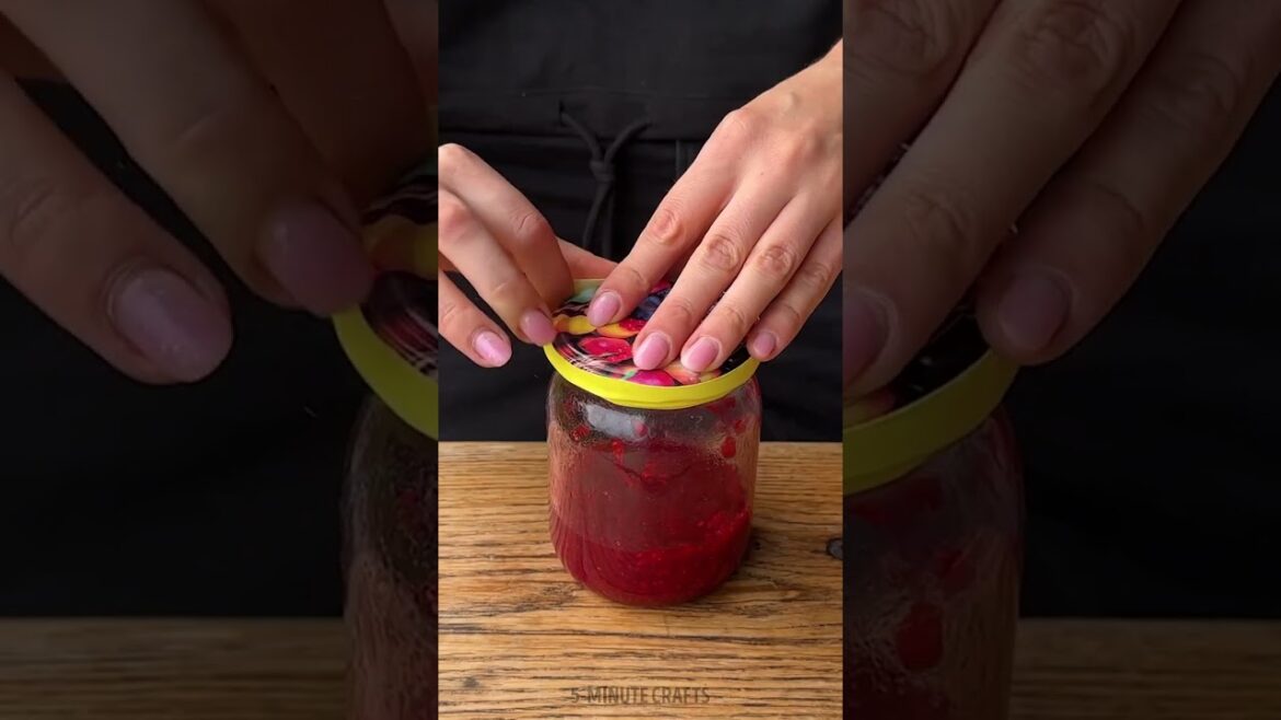 10 unusual ways to repurpose rubber gloves! #repurposing #reuse #rubbergloves 10 unusual ways to repurpose rubber gloves! #repurposing #reuse #rubbergloves