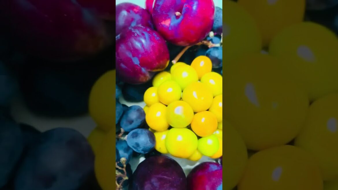 Foreign fruits 🍇#nature #status #fruits#love #garden design wonderfulnature vlogs