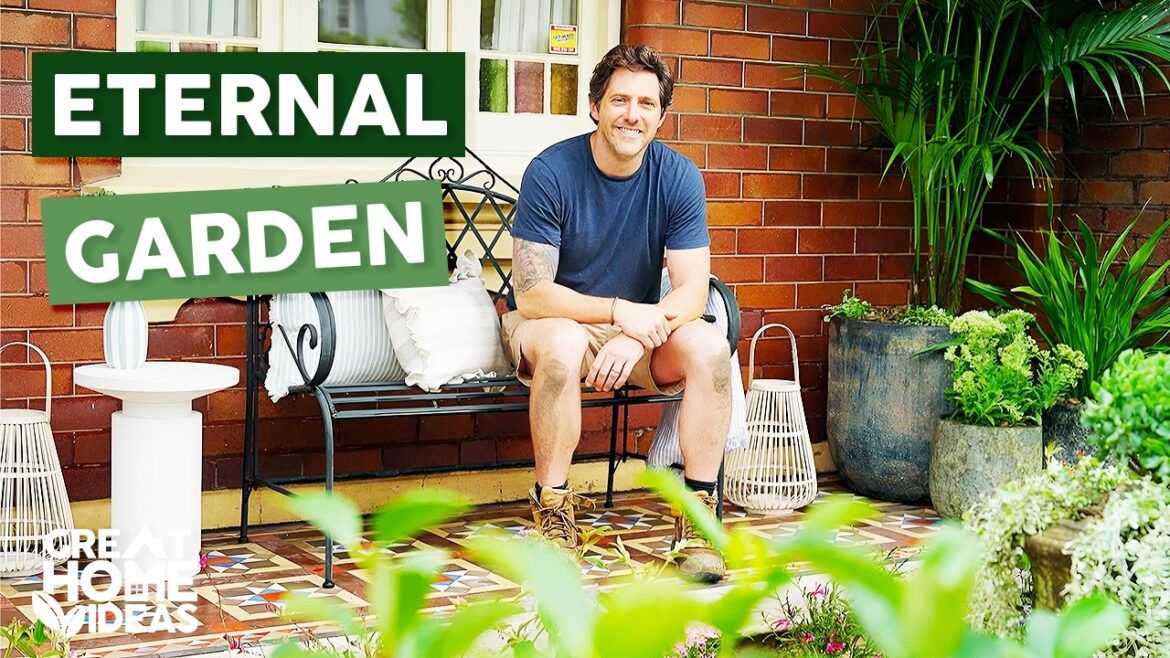 How To Turn A Plain Yard Into A Classic Garden | Full Episode | Great Home Ideas