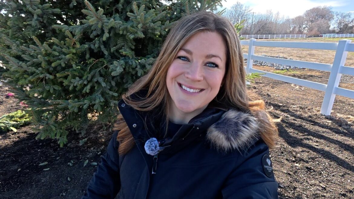 Project Updates, Picking Up My Spring Annuals & Planting a Few Containers! 🌸🥰🌸