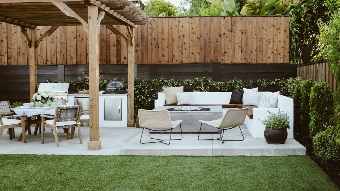 BACKYARD OUTDOOR SPACE DECOR IDEAS | BEST ELEMENTS FOR BACKYARD PATIO OUTDOOR LIVING DECOR