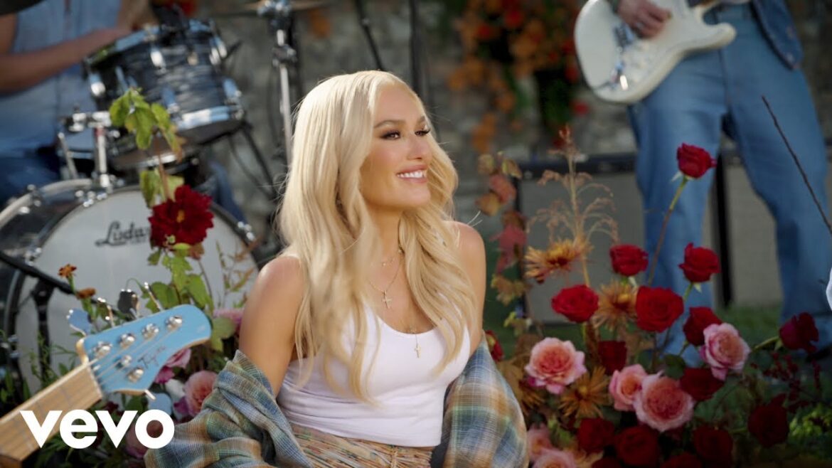 Gwen Stefani - Reminders (Backyard Garden Party)