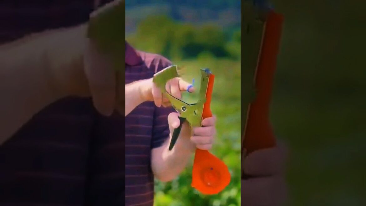 Top 3 Useful Gardening Tools Gadgets #garden #tools #gardentools  #homegardening #Shorts