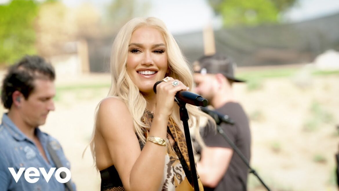 Gwen Stefani – All Your Fault (Backyard Garden Party) Gwen Stefani - All Your Fault (Backyard Garden Party)