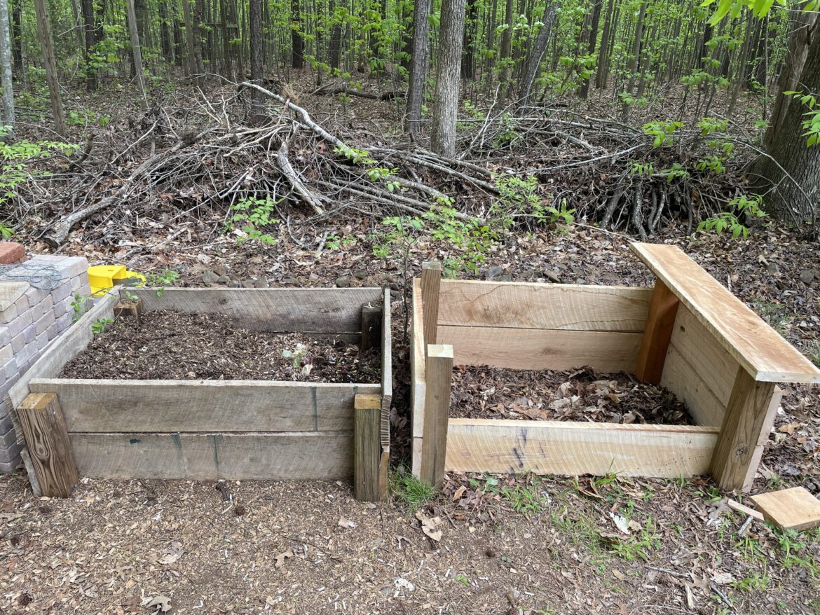 New bin is set up! 3x4’ with removable front. Lets do this
