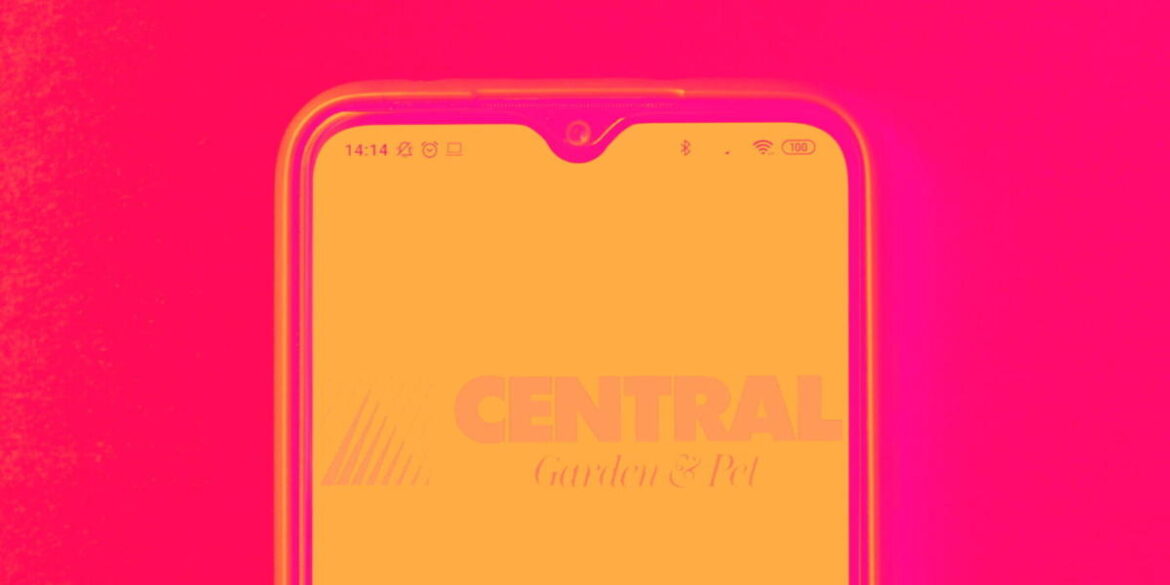 Central Garden & Pet (NASDAQ:CENT) Reports Sales Below Analyst Estimates In Q1 Earnings Central Garden & Pet (NASDAQ:CENT) Reports Sales Below Analyst Estimates In Q1 Earnings