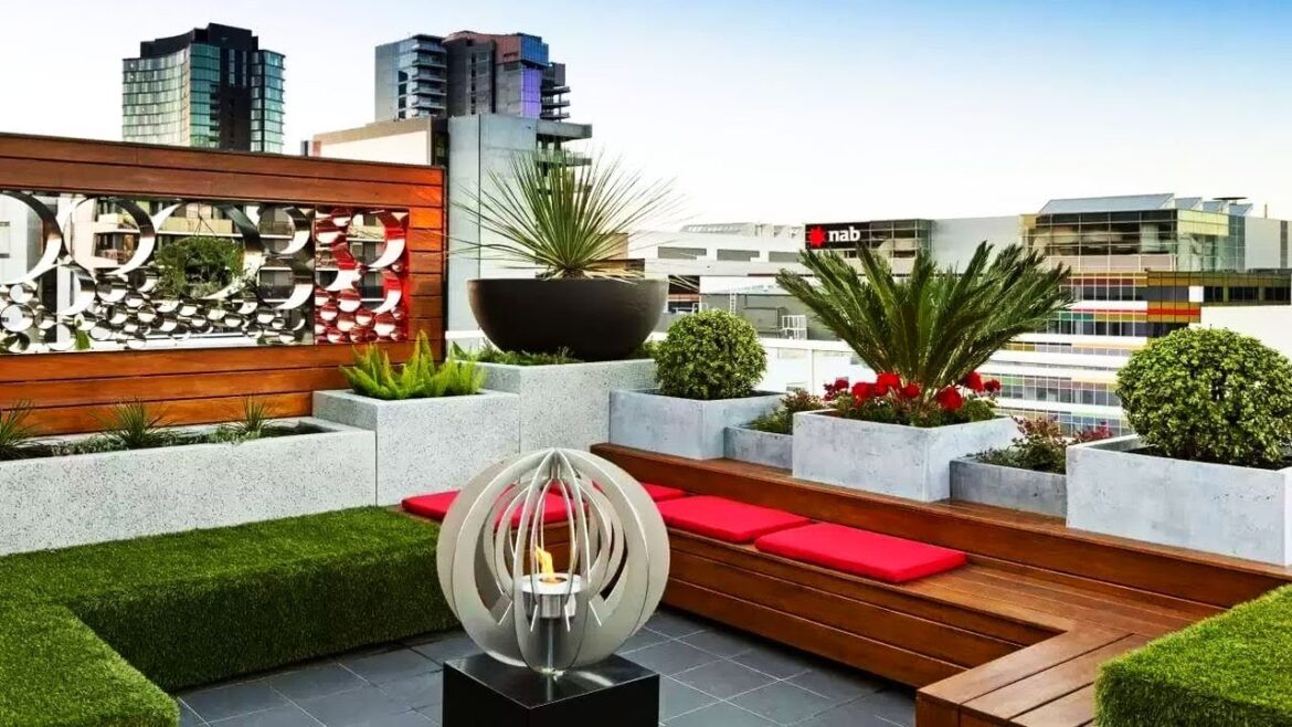 BEAUTIFUL! SMALL ROOF GARDEN DESIGN IDEAS | BEST PLANTS FOR ROOFTOP BALCONY TERRACE GARDENING BEAUTIFUL! SMALL ROOF GARDEN DESIGN IDEAS | BEST PLANTS FOR ROOFTOP BALCONY TERRACE GARDENING