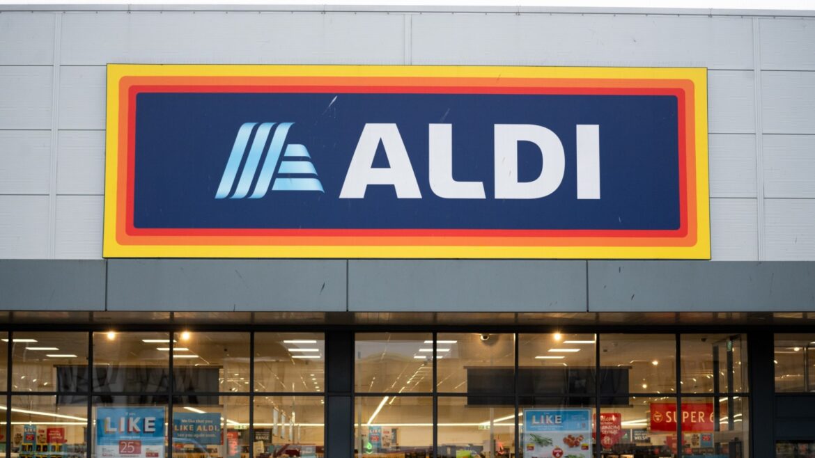 Aldi launches £8 decor buy that adds ‘sparkle’ to your garden this summer – it looks dazzling on sunny days Aldi launches £8 decor buy that adds ‘sparkle’ to your garden this summer - it looks dazzling on sunny days
