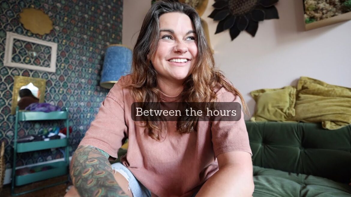 Roots and Refuge Farm: Between the hours at my office. | VLOG Between the hours at my office. | VLOG