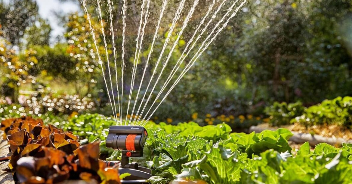 'Brilliant' adjustable garden sprinkler called 'excellent' by shoppers