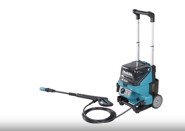 A power washer like the Makita XGT ®HW001G will be a great help