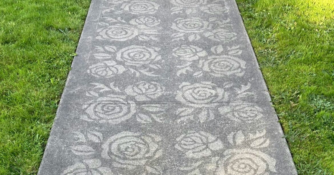 UK Gardeners Encouraged To Place Carpet Tile On Their Lawns UK Gardeners Encouraged To Place Carpet Tile On Their Lawns
