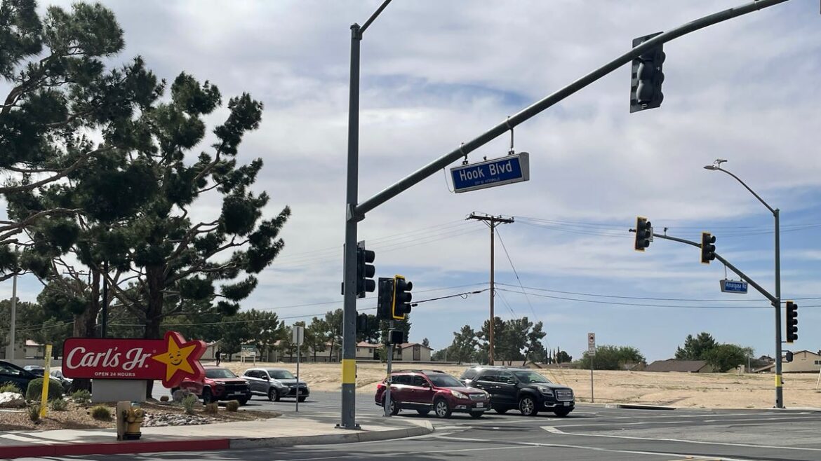 Mother's Day flower vendors removed by code enforcement sparks outcry