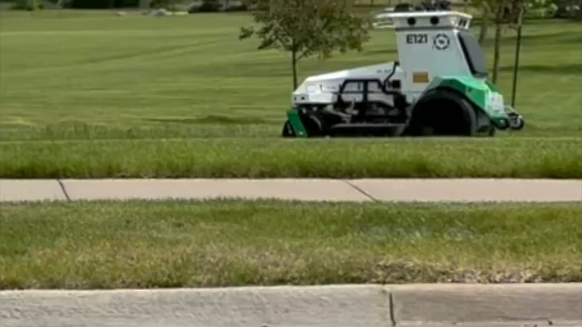 AI Just Replaced The Lawn Guy At My Local Park (in Denver)