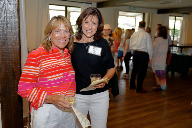 Robin Coykendall, Kristi Simmons (Jon Clark)