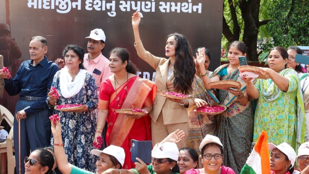 Col Sofiya Qureshi’s family showers PM Modi with flower petals during Vadodara roadshow – Firstpost
