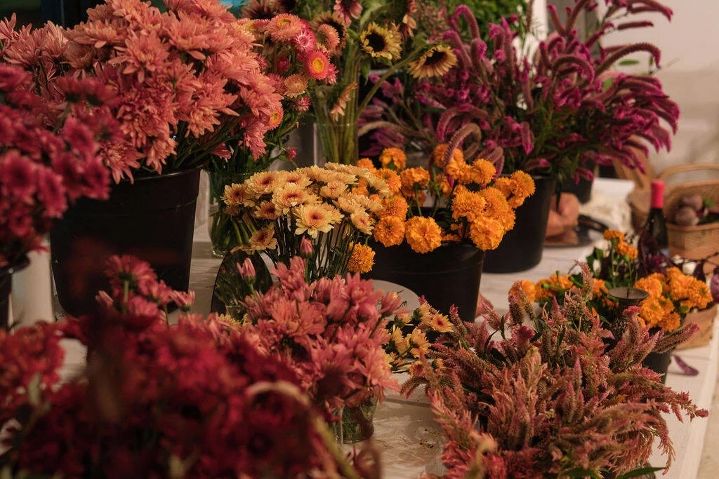 Join Us for Floral Fun Join Us for Floral Fun