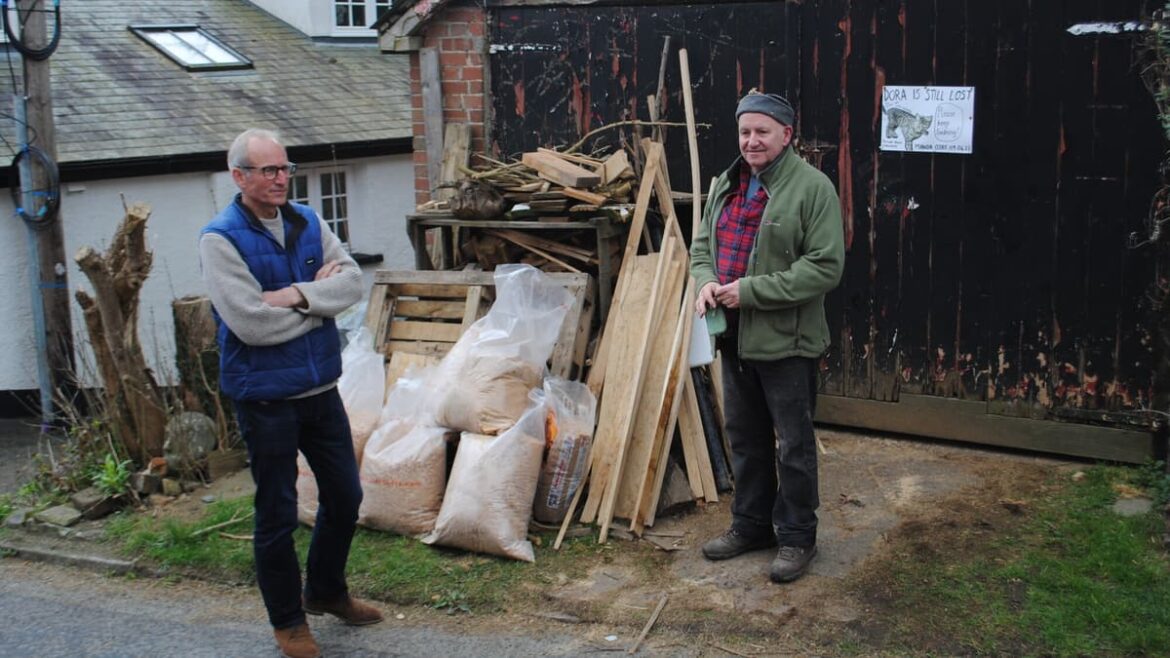 Okehampton craftsman’s bench to feature at Chelsea Flower Show Okehampton craftsman's bench to feature at Chelsea Flower Show