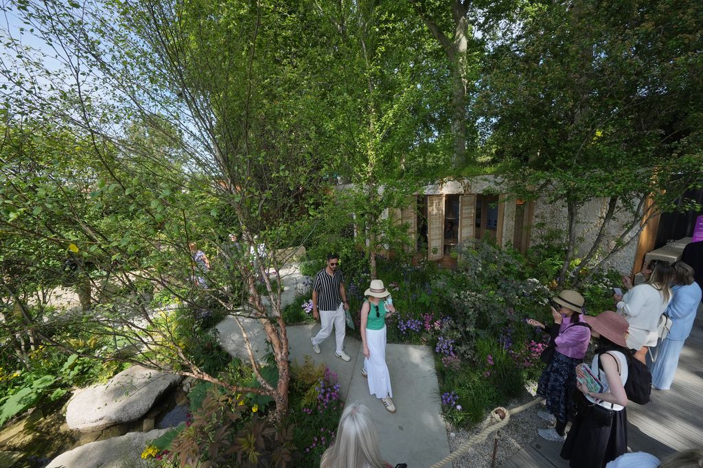 The Avanade Intelligent Garden uses technology to support the gardens