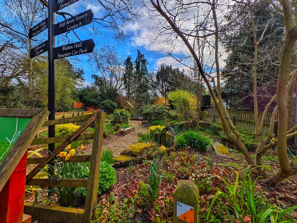 The entrance to Walton Hall and Gardens by Tony Crawdford 