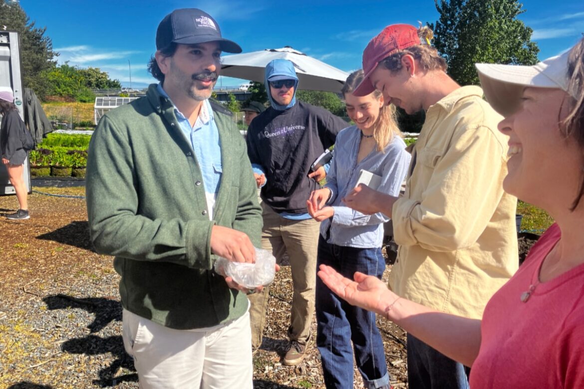 Victoria urban farm gives innovative coffee, oyster shell compost a trial run Victoria urban farm gives innovative coffee, oyster shell compost a trial run