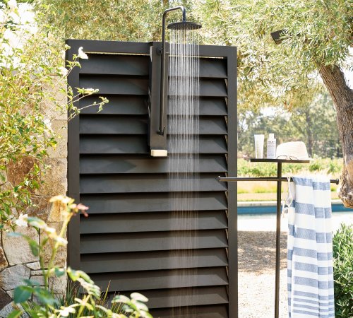  black fence