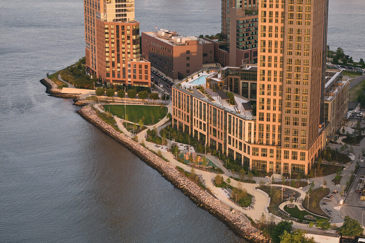 Malt Drive Park / TF Cornerstone + SCAPE / Landscape Architecture - Exterior Photography, Waterfront, Coast, Cityscape