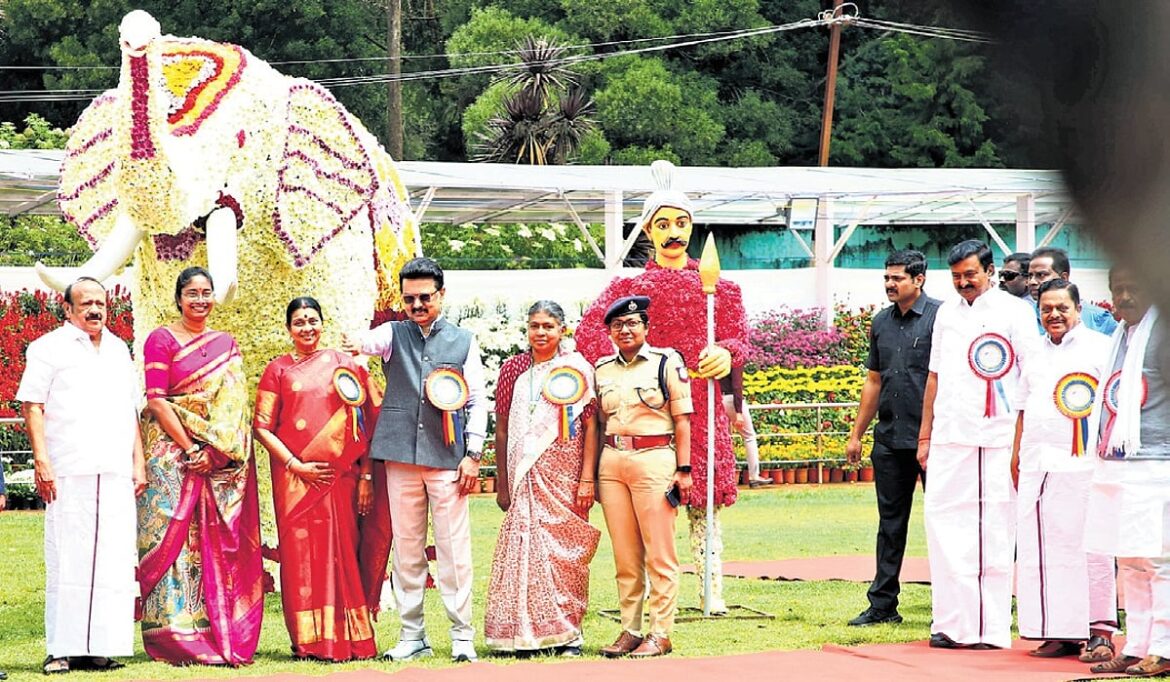 CM Stalin inaugurates Ooty flower show
