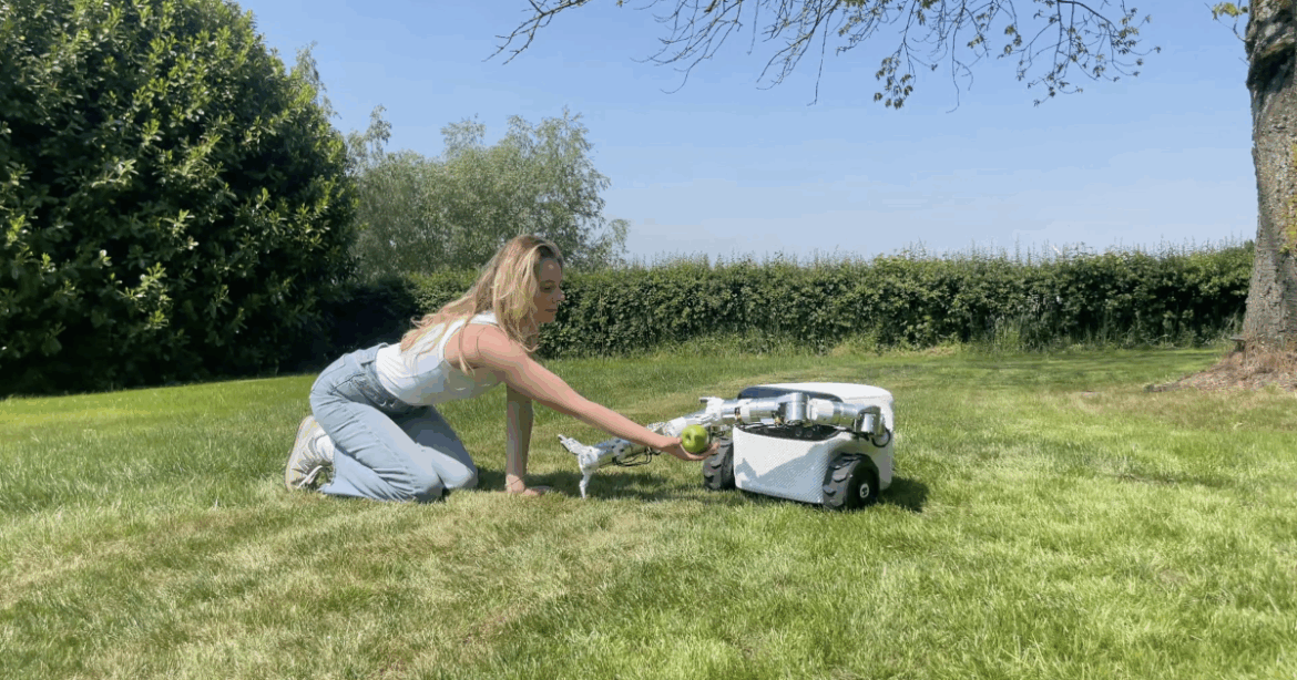 Smarter dual-armed garden robot gets ready to roll in 2025 Smarter dual-armed garden robot gets ready to roll in 2025