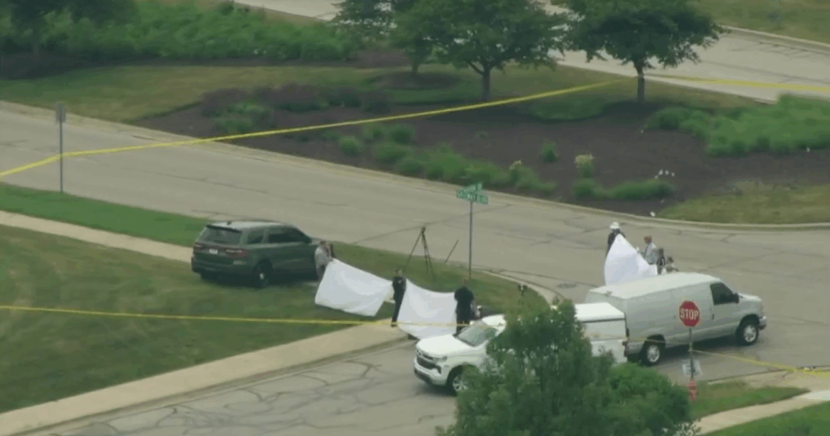 1 killed, officer injured in Chesterton, Indiana police shooting near Hilton Garden Inn 1 killed, officer injured in Chesterton, Indiana police shooting near Hilton Garden Inn