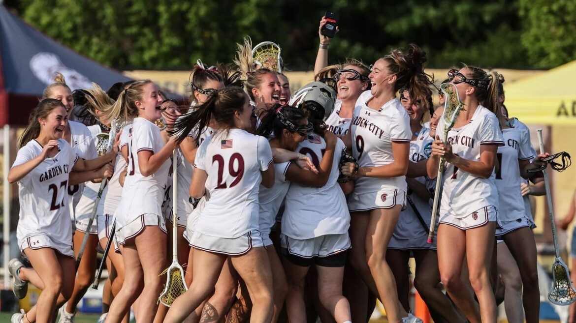 Garden City girls defeat Smithtown West in the Long Island Class B championship Garden City girls defeat Smithtown West in the Long Island Class B championship