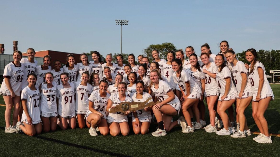 Long Island Class B girls lacrosse final: Garden City vs. Smithtown West Long Island Class B girls lacrosse final: Garden City vs. Smithtown West