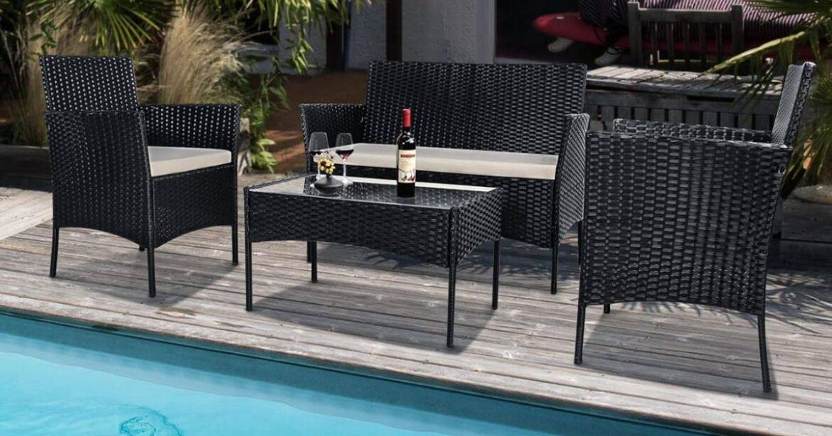 ‘Gorgeous’ and ‘comfy’ garden furniture set cut by £80 as dry weather to return in June Ipso logo