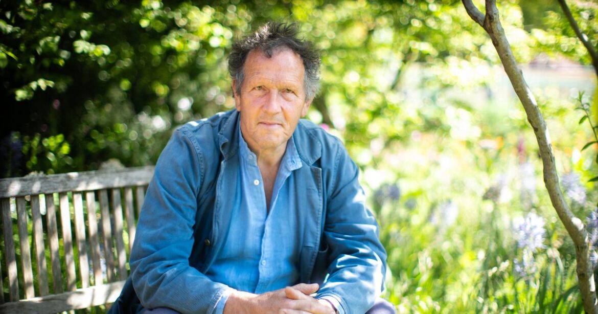 Monty Don addresses Gardeners’ World viewers as they all make the same complaint Ipso logo
