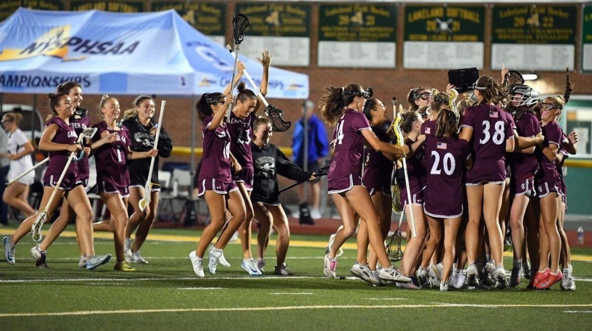 Garden City dominates, advances to girls lacrosse state semis Garden City dominates, advances to girls lacrosse state semis
