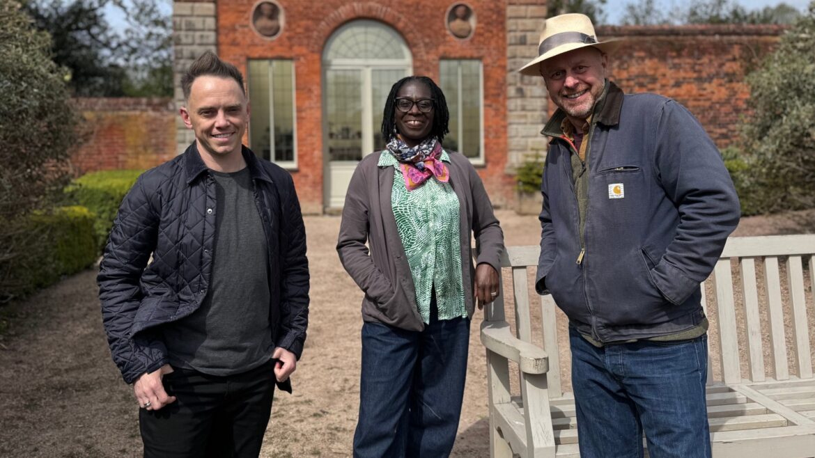 Huge Garden Rescue twist as major stars go head-to-head in ‘summer spruce’ up for popular daytime show Huge Garden Rescue twist as major stars go head-to-head in 'summer spruce' up for popular daytime show