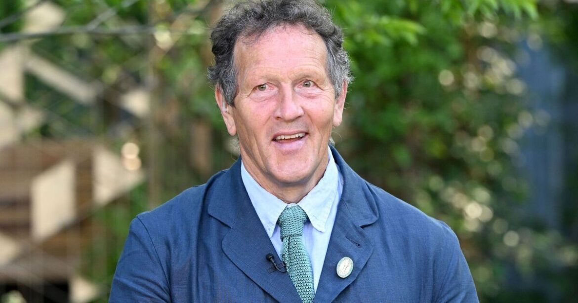 Monty Don suffers surprise gardening setback on BBC’s Gardeners’ World Monty Don suffers surprise gardening setback on BBC's Gardeners' World