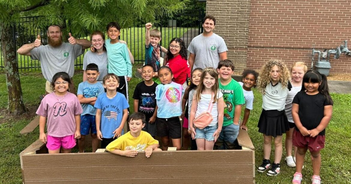 Kids at Dalton summer camp program plant gardens to grow fresh ingredients for pizza | Local News