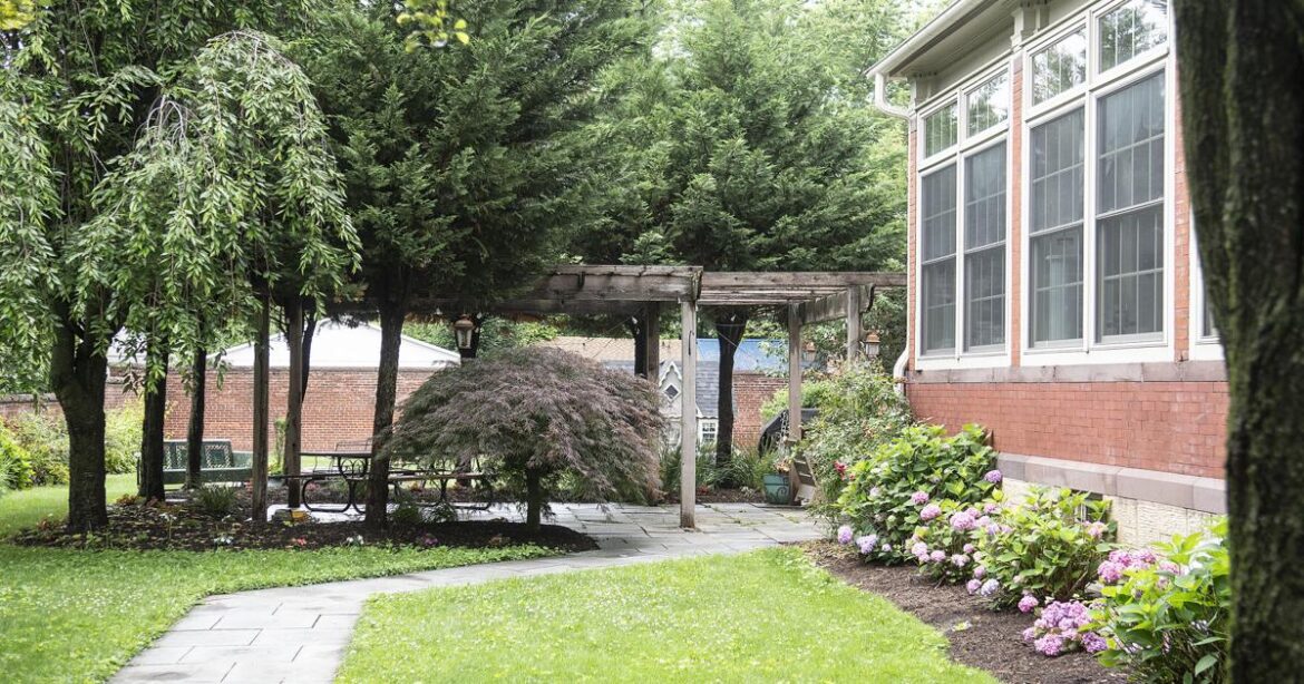 All private gardens on this year’s Danville Heritage Garden Tour | News All private gardens on this year's Danville Heritage Garden Tour | News