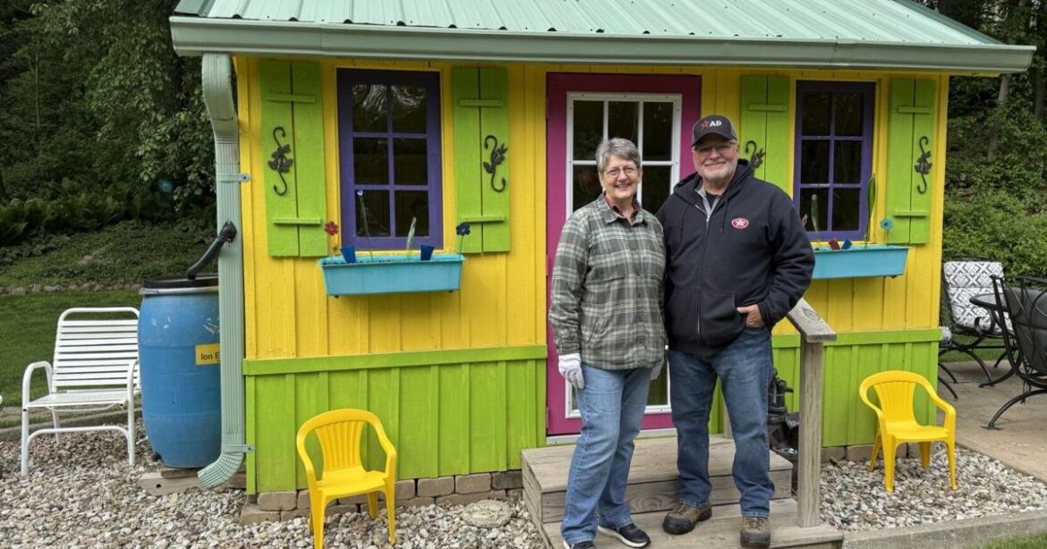 Barb and Paul Ludwig share their garden sanctuary | Moville Record