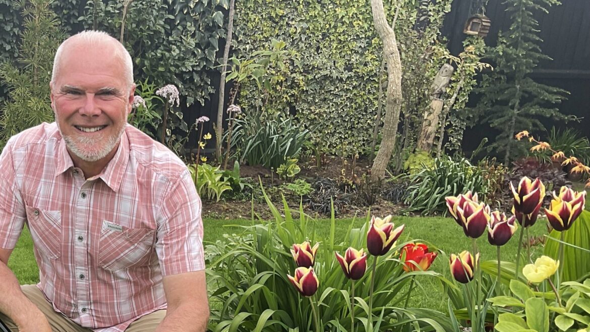 I’m a gardening pro – my easy steps – including a £2.25 Dunelm trick – will banish garden pests like aphids this summer – The Irish Sun